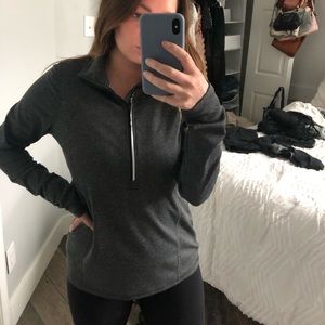 BRAND NEW CHAMPION QUARTER ZIP